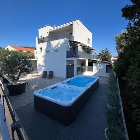 Apartmani Kumenat Biograd Na Moru Buitenkant foto