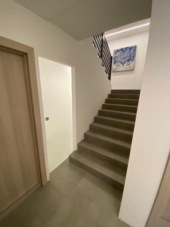 Apartmani Kumenat Biograd Na Moru Buitenkant foto