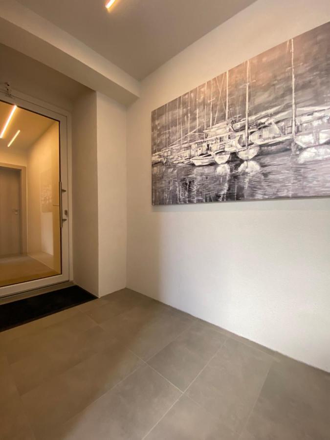 Apartmani Kumenat Biograd Na Moru Buitenkant foto