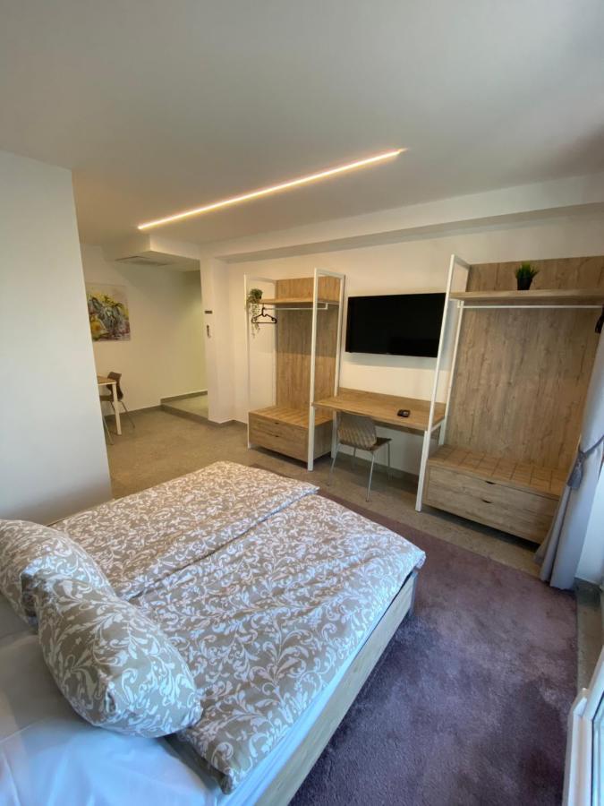 Apartmani Kumenat Biograd Na Moru Buitenkant foto